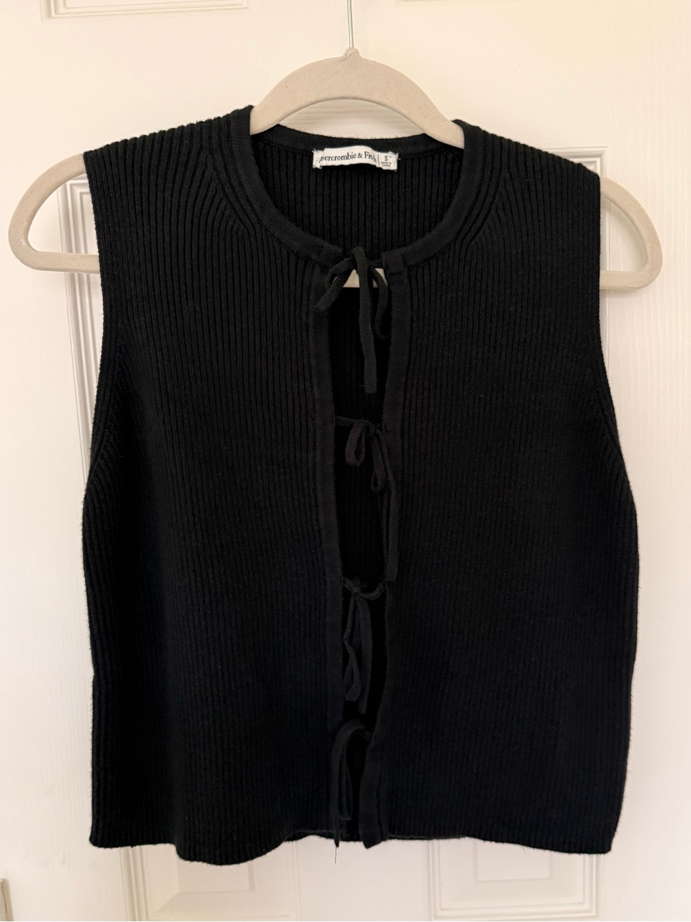 Abercrombie & Fitch Black Ribbed Tie-Front Knit Top
